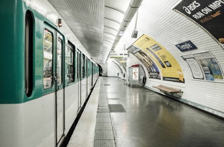 Comment aller de la Gare Montparnasse à la Gare de Lyon