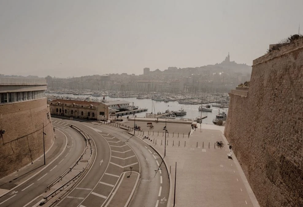 Route à Marseille